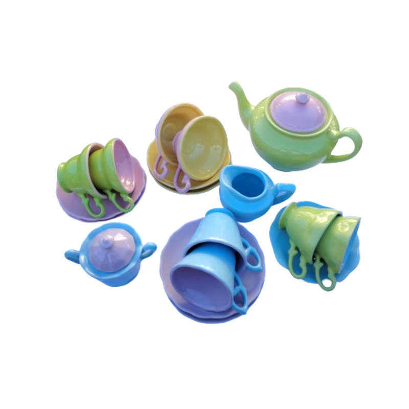 Colorful and charming Alice's Wonderland tea set