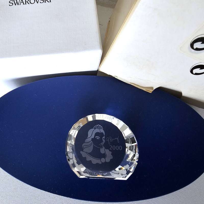 Swarovski Crystal 2000 Paperweight Columbine Small
