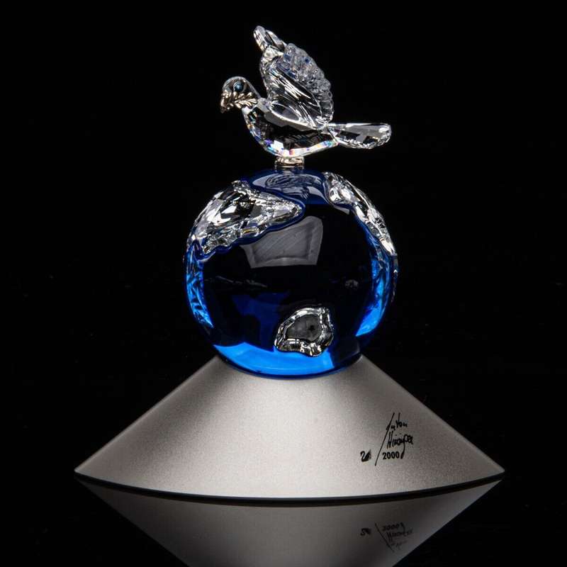 Swarovski Crystal 2000 Millennium Planet World Globe