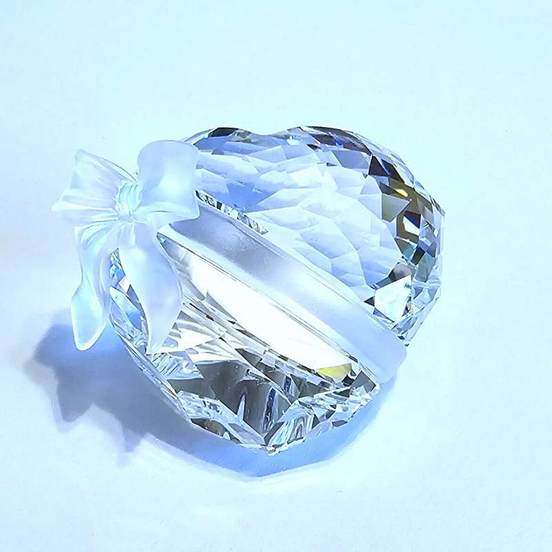 Swarovski Crystal Sweetheart- Retired 2004