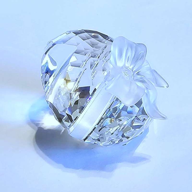 Swarovski Crystal Sweetheart- Retired 2004