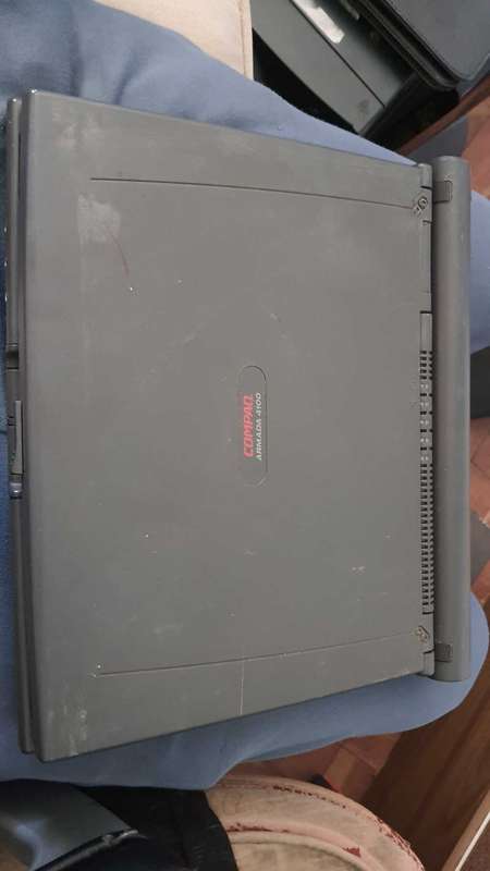 Vintage Compaq Armada 4100 laptop (untested)