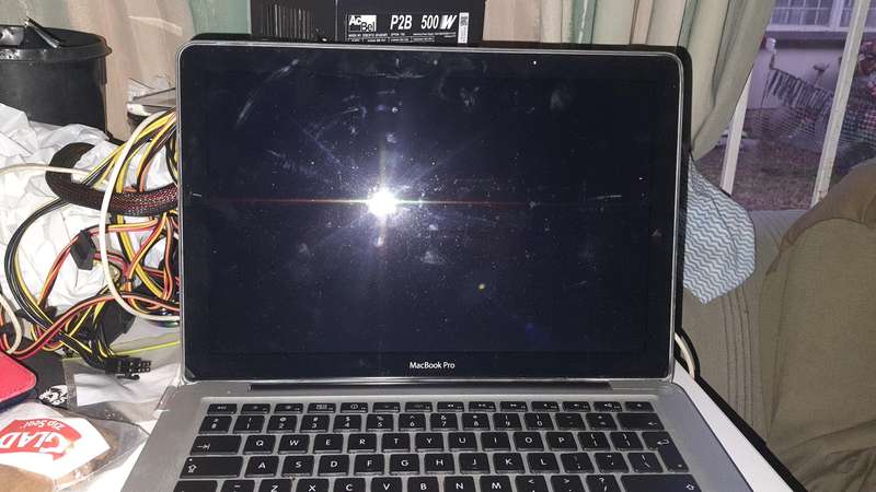 MacBook pro 2012 (not showing picture)