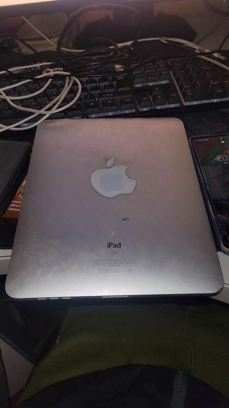 IPad 1st gen (old software)