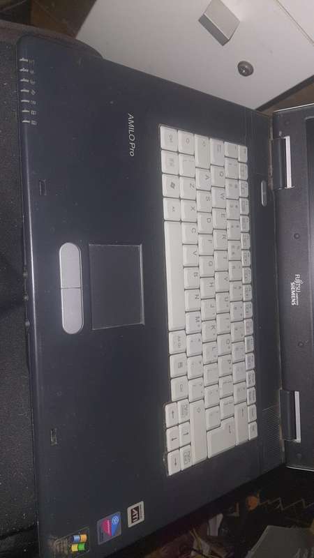 Fujitsu Siemens Laptop (Untested)