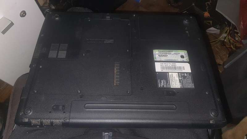 Fujitsu Siemens Laptop (Untested)