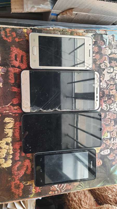 4 x Phones as spares