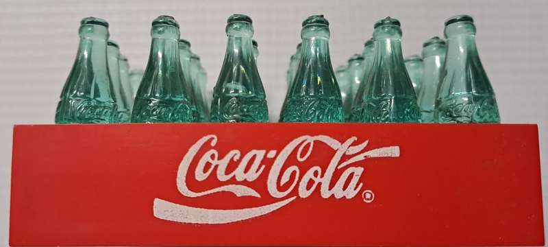 Coke - Coca Cola Miniature Coca-Cola bottles in red tray - Complete.