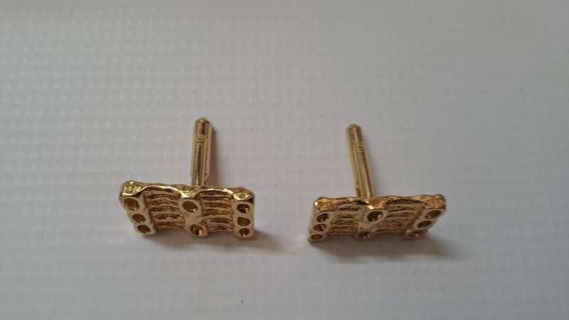 Cufflinks - Patterned Gold color.