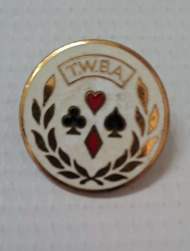 South Africa Cards Pin - Bridge cards ?? (metal/gold color)