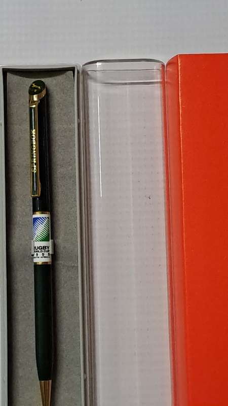 South African Pens 1 x Collectable Springbok 1995 WC Strip Pen. No Ink. + display box (metal/green)