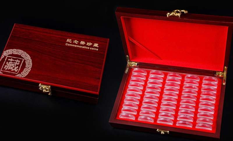 Wooden Coins Display Case Capsules Holder Storage Coin Collection Box. 26mm x 50pcFit R5 Coin.