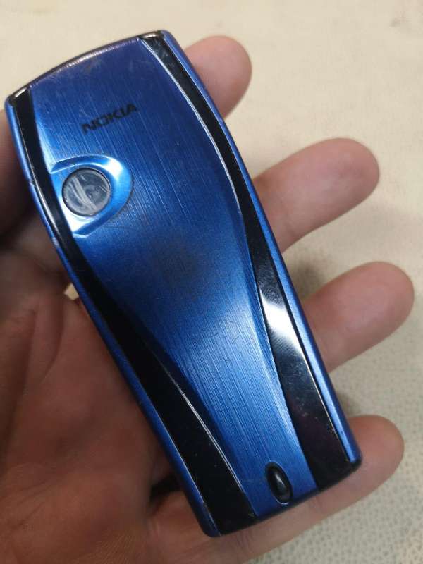 Vintage Nokia 7250i - Working Complete with Charger