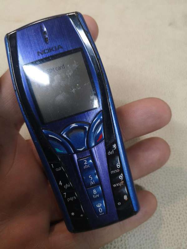 Vintage Nokia 7250i - Working Complete with Charger