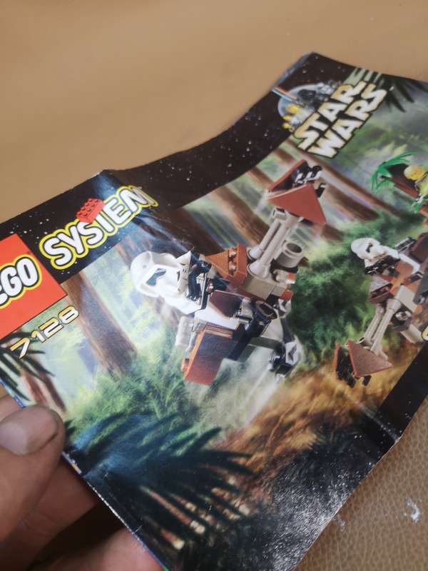 LEGO 7128 STAR WARS Speeder Bikes Complete with Manual and Figurines
