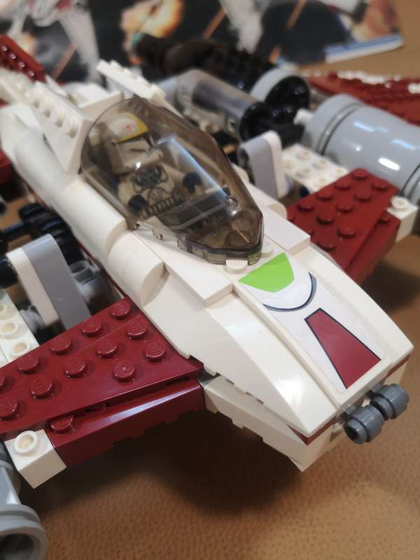Gigantic LEGO 7674 Star Wars V-19 Torrent - 550mm Wingspan