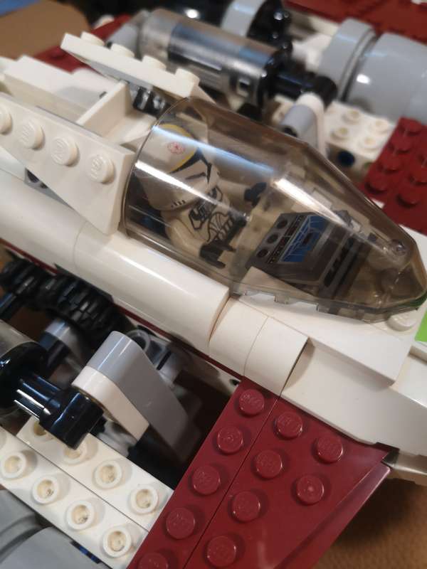 Gigantic LEGO 7674 Star Wars V-19 Torrent - 550mm Wingspan