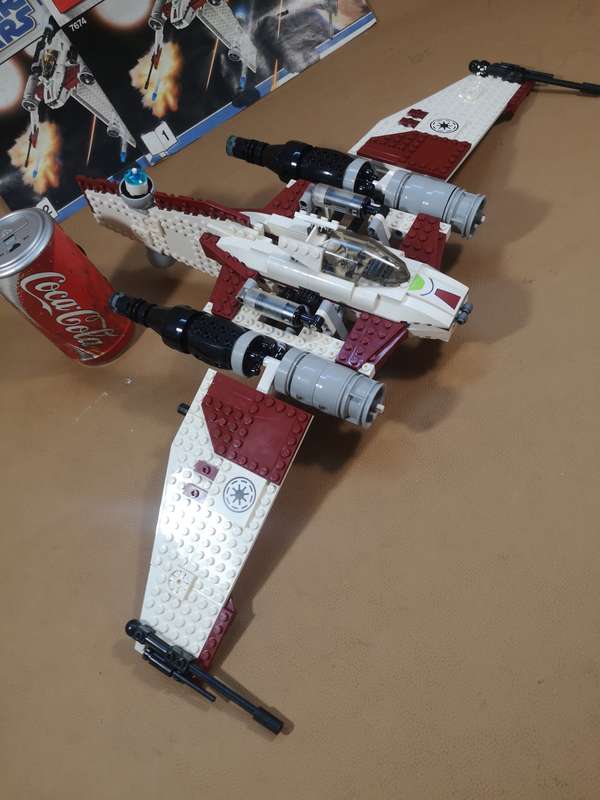 Gigantic LEGO 7674 Star Wars V-19 Torrent - 550mm Wingspan
