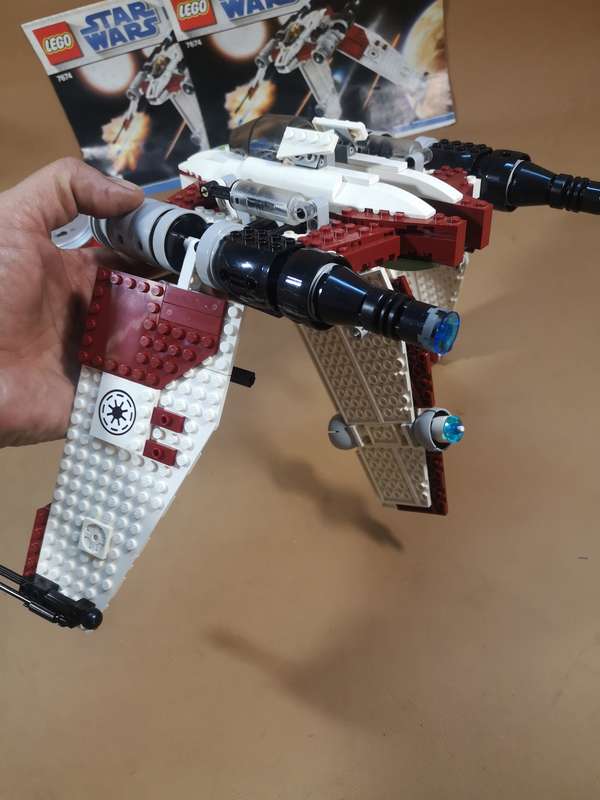 Gigantic LEGO 7674 Star Wars V-19 Torrent - 550mm Wingspan