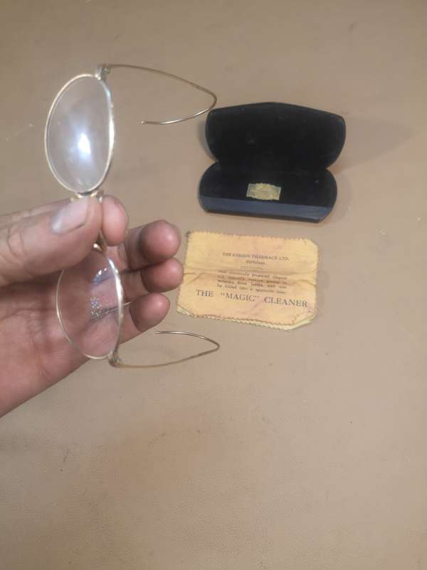 Vintage Ful Fue 1/10 12K Gold Eyeglasses (Real Gold)