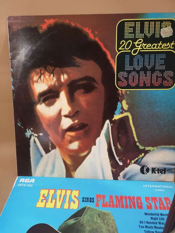 Todd McFarlane Toys Elvis Presley 1956 Elvis The Year in Gold Figure & LP Bundle