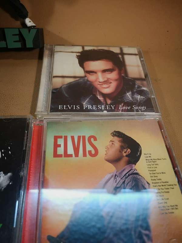 Todd McFarlane - Elvis Presley Early 60's Rockabilly figure & CD Bundle