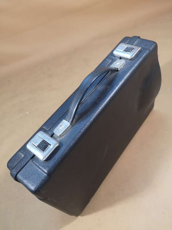 Amati Kraslice ACL-201 clarinet with case, Czech Republic