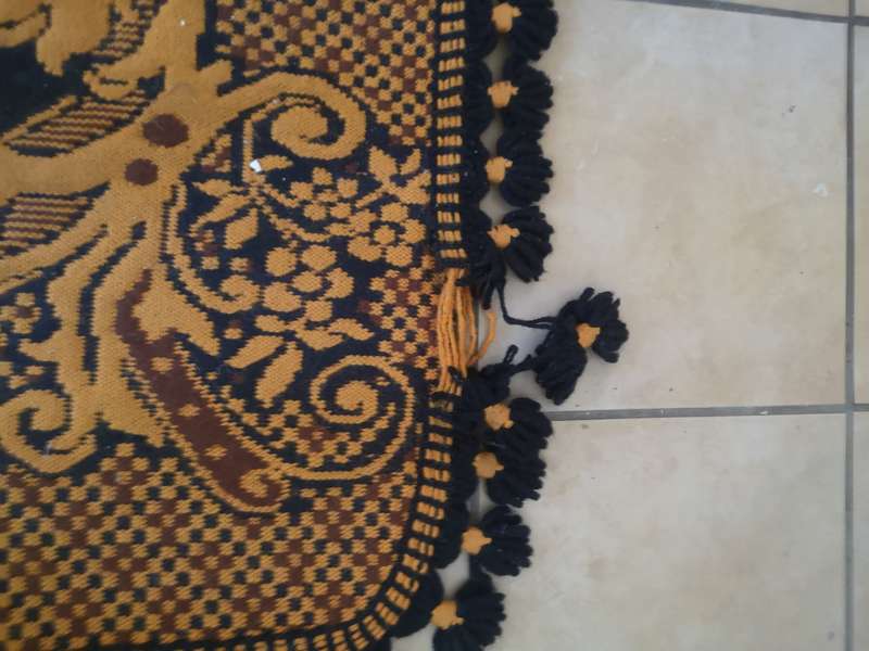 Vintage Handmade Wool Casa Pupo Rug Portugal - 2m x 1,1m