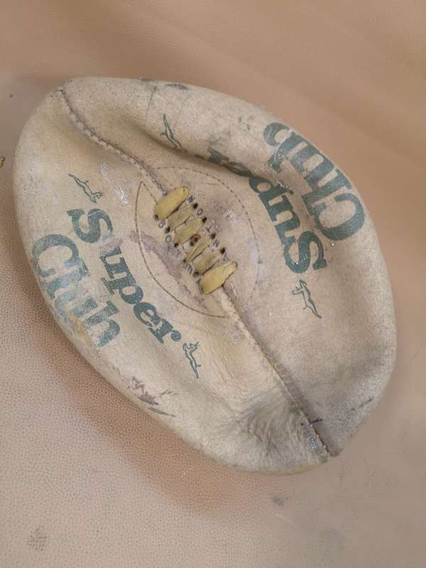 Vintage Leather Super Club Rugby Ball Complete With Inner