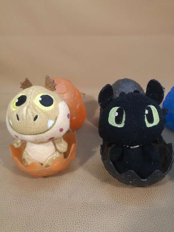 Collection of How To Train Your Dragon Hidden World Plush Dragon Eggs