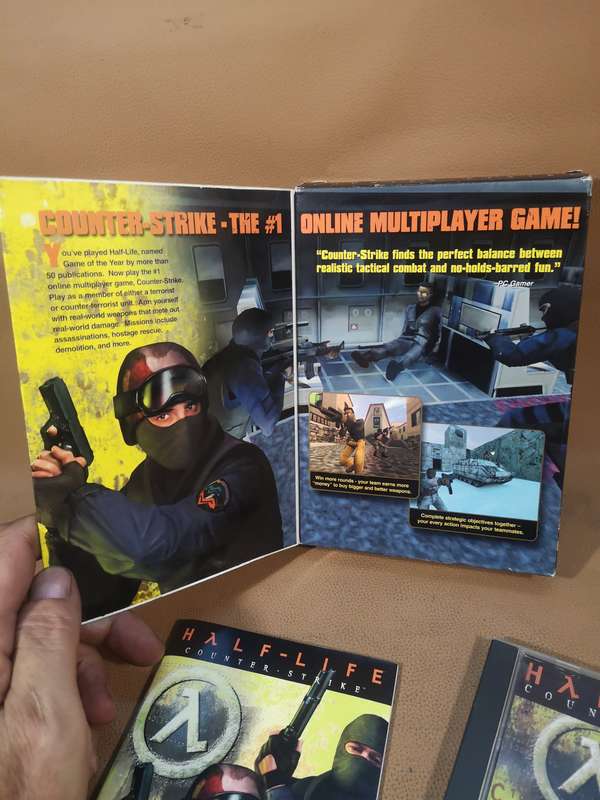 Vintage Half-Life: Counter-Strike (PC, 1996-2002) Sierra Valve Big Box PC Complete