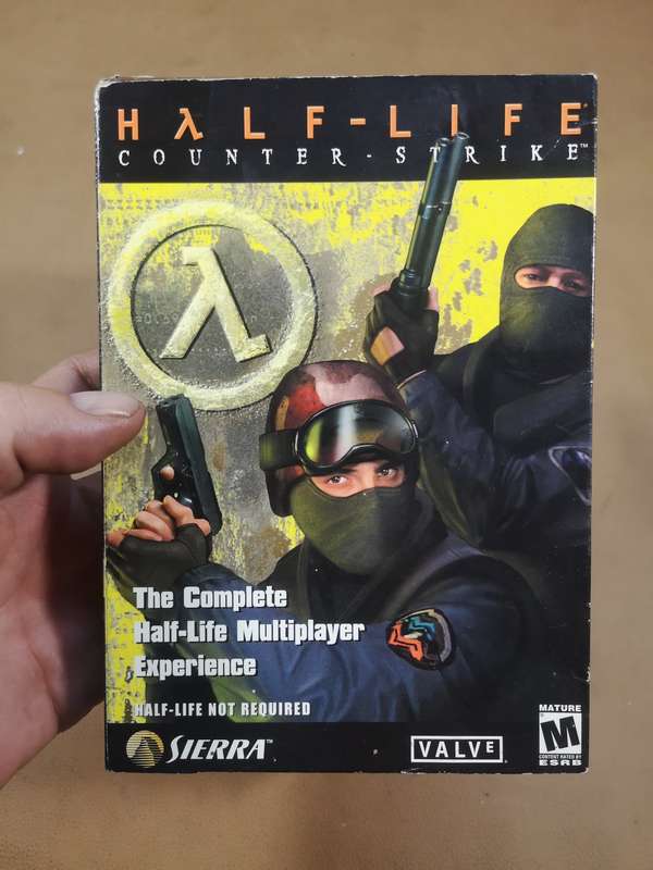 Vintage Half-Life: Counter-Strike (PC, 1996-2002) Sierra Valve Big Box PC Complete