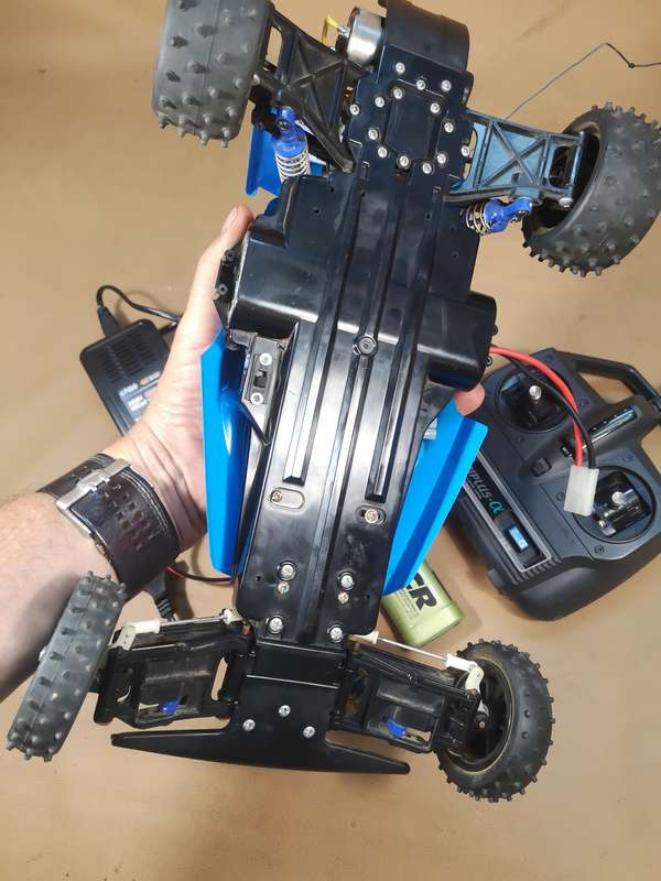Amazing Vintage Tamiya Madcap RC Car Combo in a Absolutely Mint Condition (Like New See Fotos)