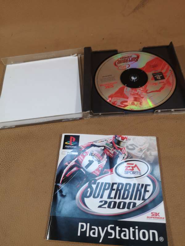 Superbike 2000 PlayStation 1 PS1 Complete w/ Manual