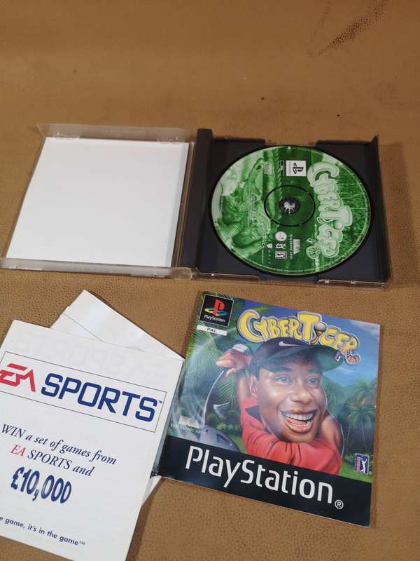 Cyber Tiger PlayStation 1 PS1 Complete w/ Manual