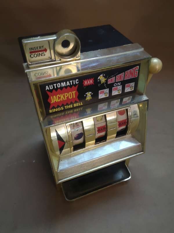 WACO GOLDEN JACKPOT ONE ARM BANDIT - WORKING CONDITION