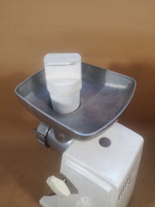 Sanyo MG - 300 Meat Grinder and Sausage Stuffer