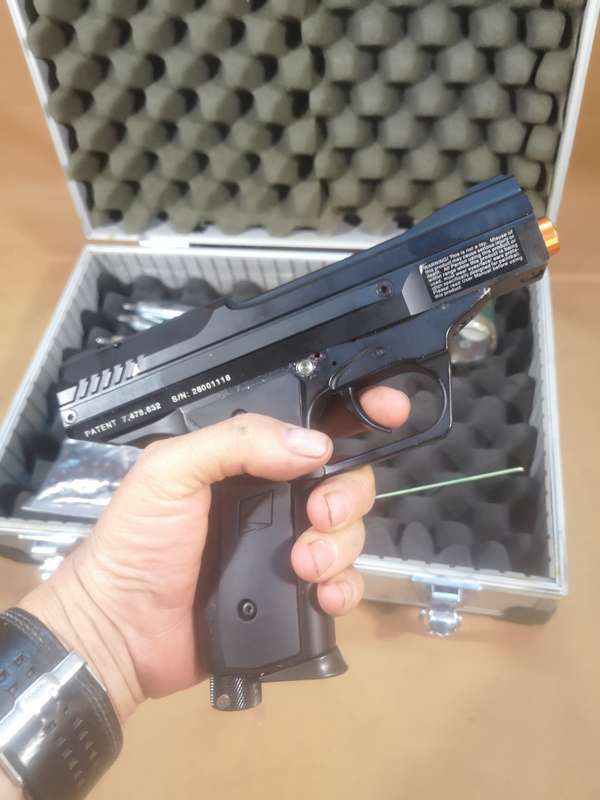 Complete Self Defence Errazer Kingman Gas Pistol, Pepper & Solid Bullet Combo