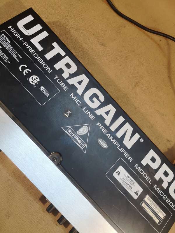 Behringer Ultragain Pro MIC2200 2-channel Tube Mic/Line Preamp Good Condition