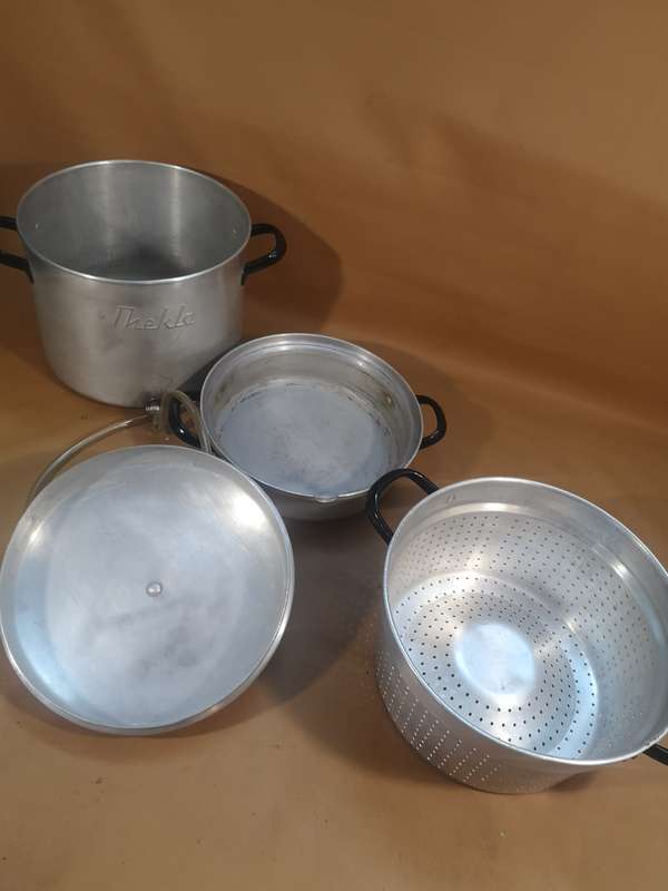 Gigantic Vintage Thekla Vegetable Juice Steam Pot (good condition)