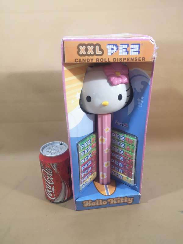 Vintage Giant Pez Hello Kitty Candy Dispenser Complete Sealed in Box - 300mm