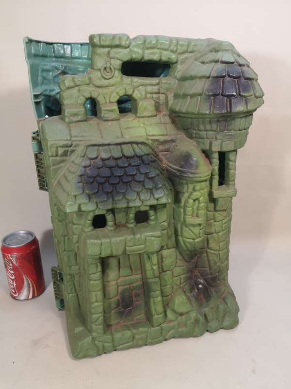 Vintage 1981 Castle Grayskull Masters of the Universe Iconic Green Skull Castle