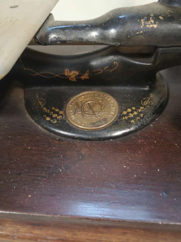 Very Rare Antique 1800's Willcox & Gibbs Chain Stitch Sewing Machine