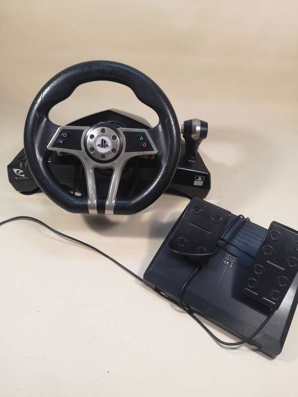 Original Playstation Piranha Speed Racing Wheel and Pedals for PS4 and PS3