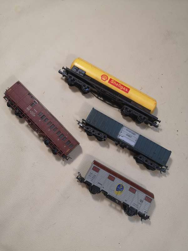 Collection of LIMA H0 - Model train carriages