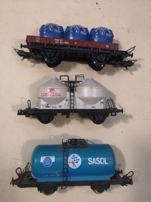 LIMA H0 - Model train freight carriages