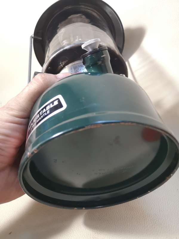 Vintage Coleman Model 286A Adjustable One Mantle Lantern Made in USA