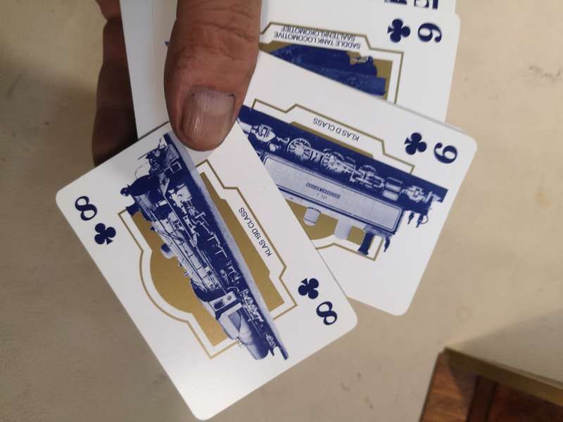 VINTAGE 1970's LE BANQUIER CASINO WOODEN CARD SHOE AND 2 BLUE TRAIN BOXED DECK OF CARDS