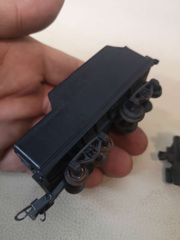 LIMA HO Scale Steam Locomotive with water tender