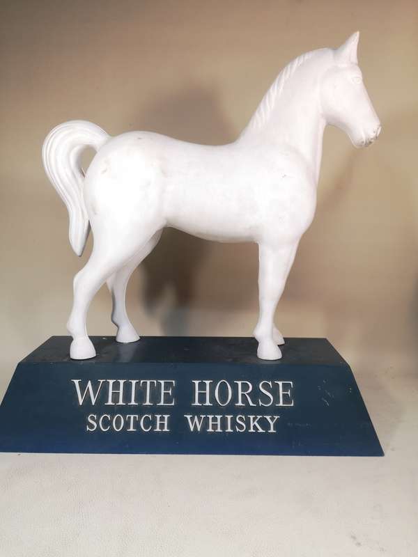 Very Large White Horse Scotch Whisky Pub Statuette - 450mm High